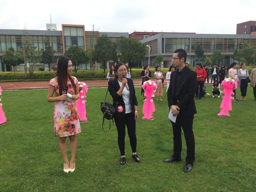 女青年自我介绍