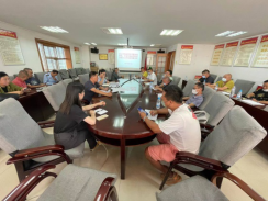 区市场监管局信息：【“当好排头兵”大讨论大竞赛】关上市场监督管理所组织召开农贸市场、专业市场创文复审迎检工作进度会（工作简讯第309期）84