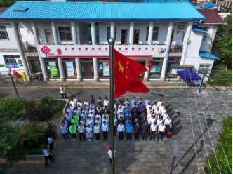 太和街道举行庆祝中华人民共和国成立75周年升旗仪式(1)379